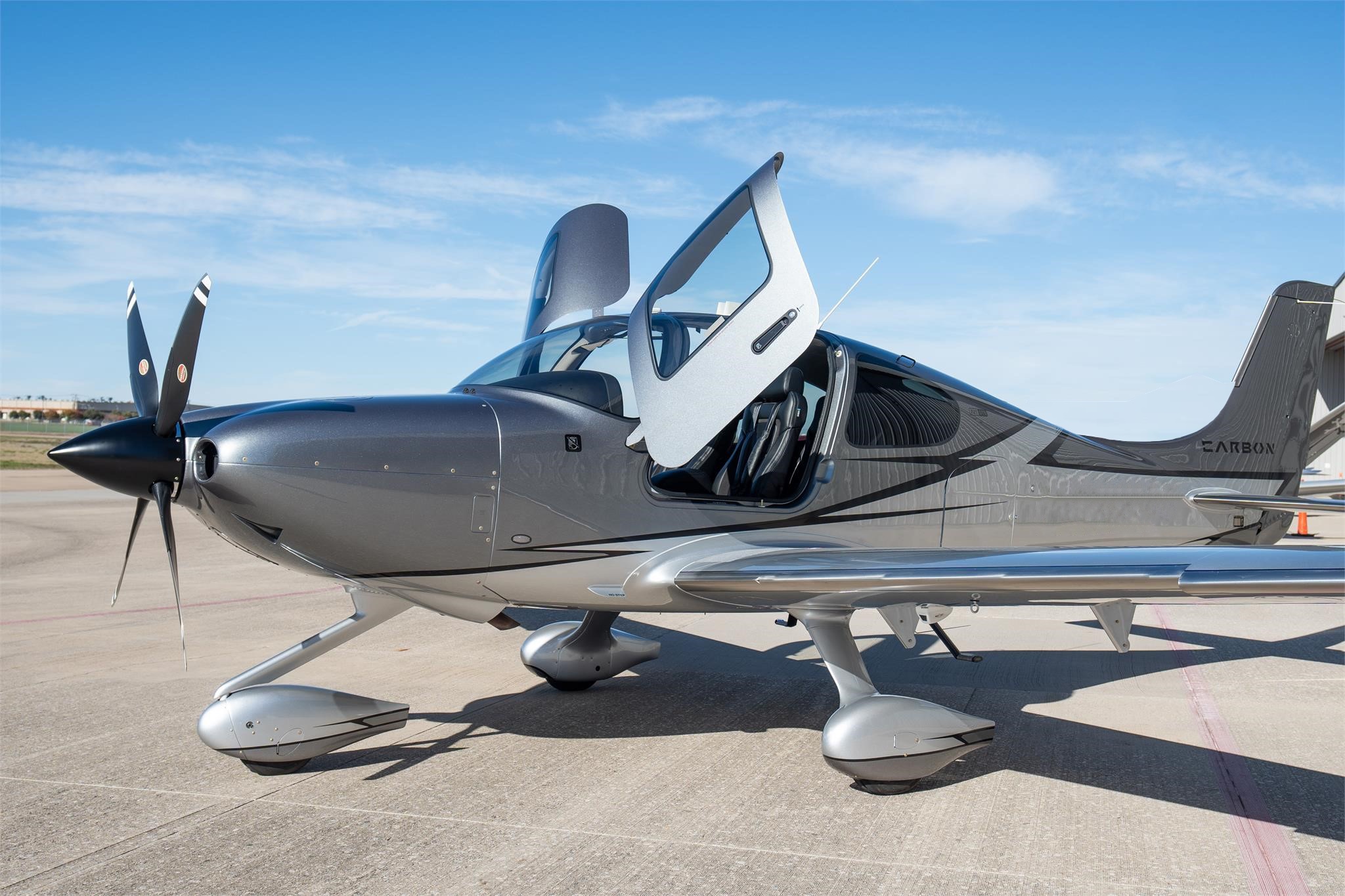 Cirrus SR22-G6